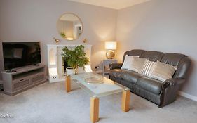 Modern 3 Bedroom Home. A Perfect Base For Golfers